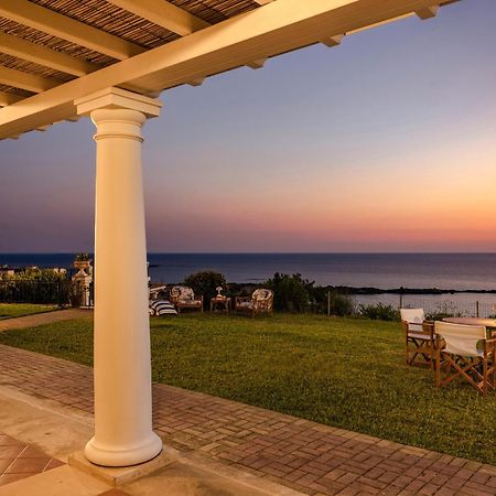 Villa Rhoe Minia Luaran gambar