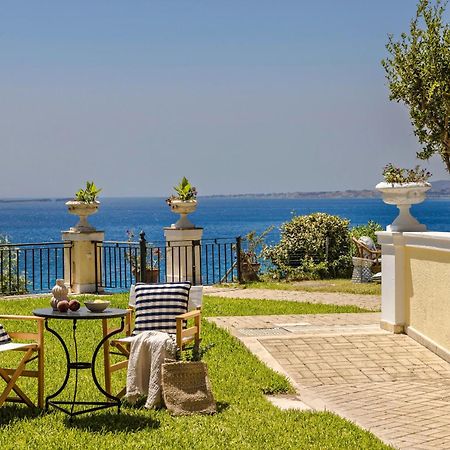 Villa Rhoe Minia Luaran gambar